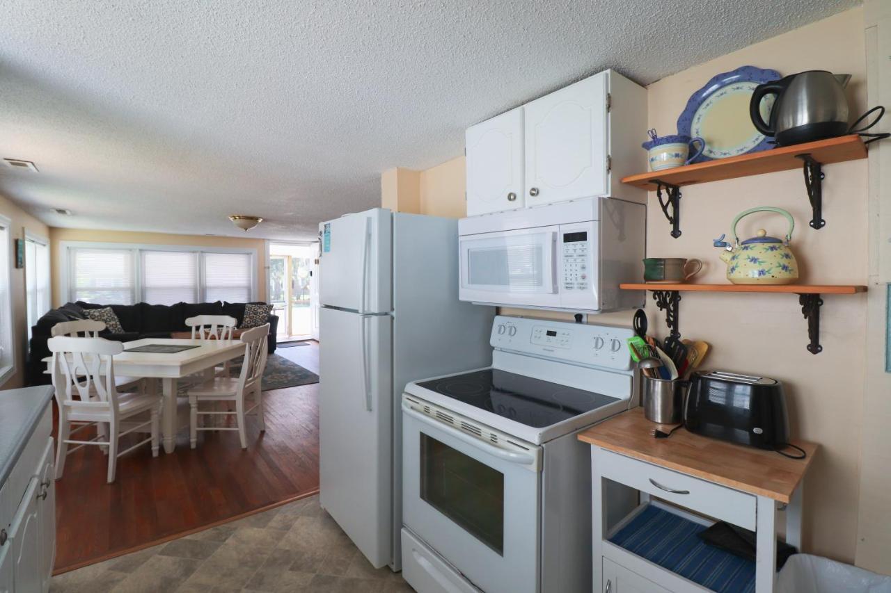 Loris Landing Cottage Myrtle Beach Exterior photo