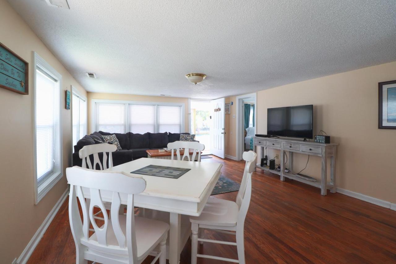 Loris Landing Cottage Myrtle Beach Exterior photo